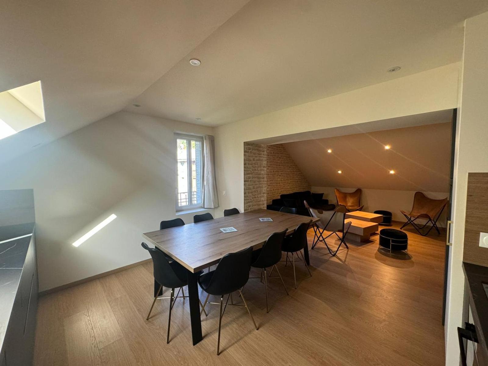 Château-Ville-Vieille Appartements Confortables Avec Vue Montagne - Residence Villa Belle Fleur מראה חיצוני תמונה