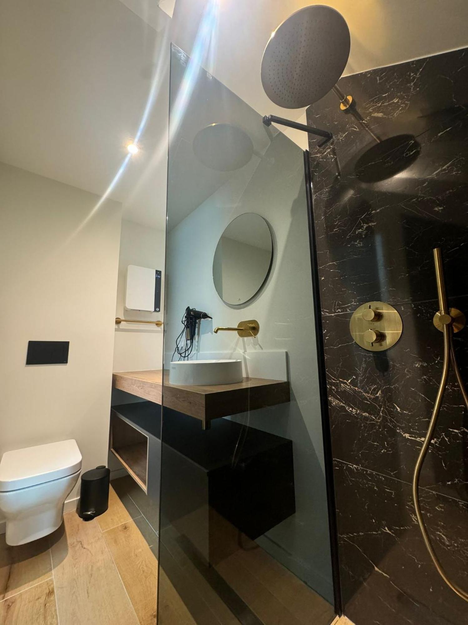 Château-Ville-Vieille Appartements Confortables Avec Vue Montagne - Residence Villa Belle Fleur מראה חיצוני תמונה